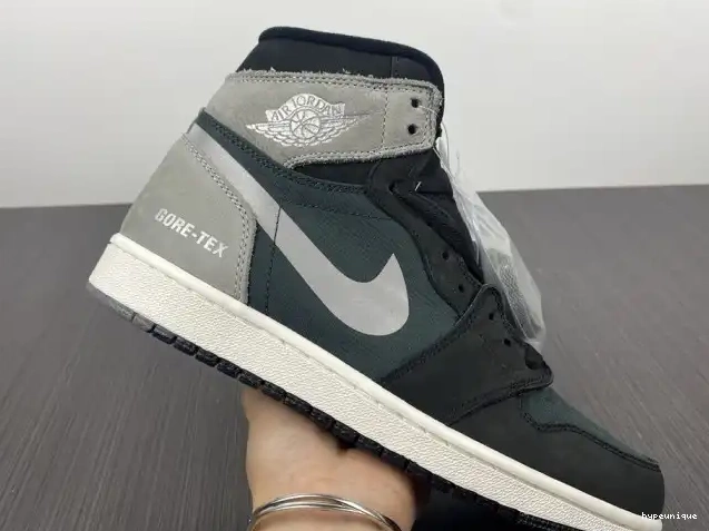 HYPE Jordan DB2889-001 Element High Black 1 Grey Retro Gore-Tex Particle 0621